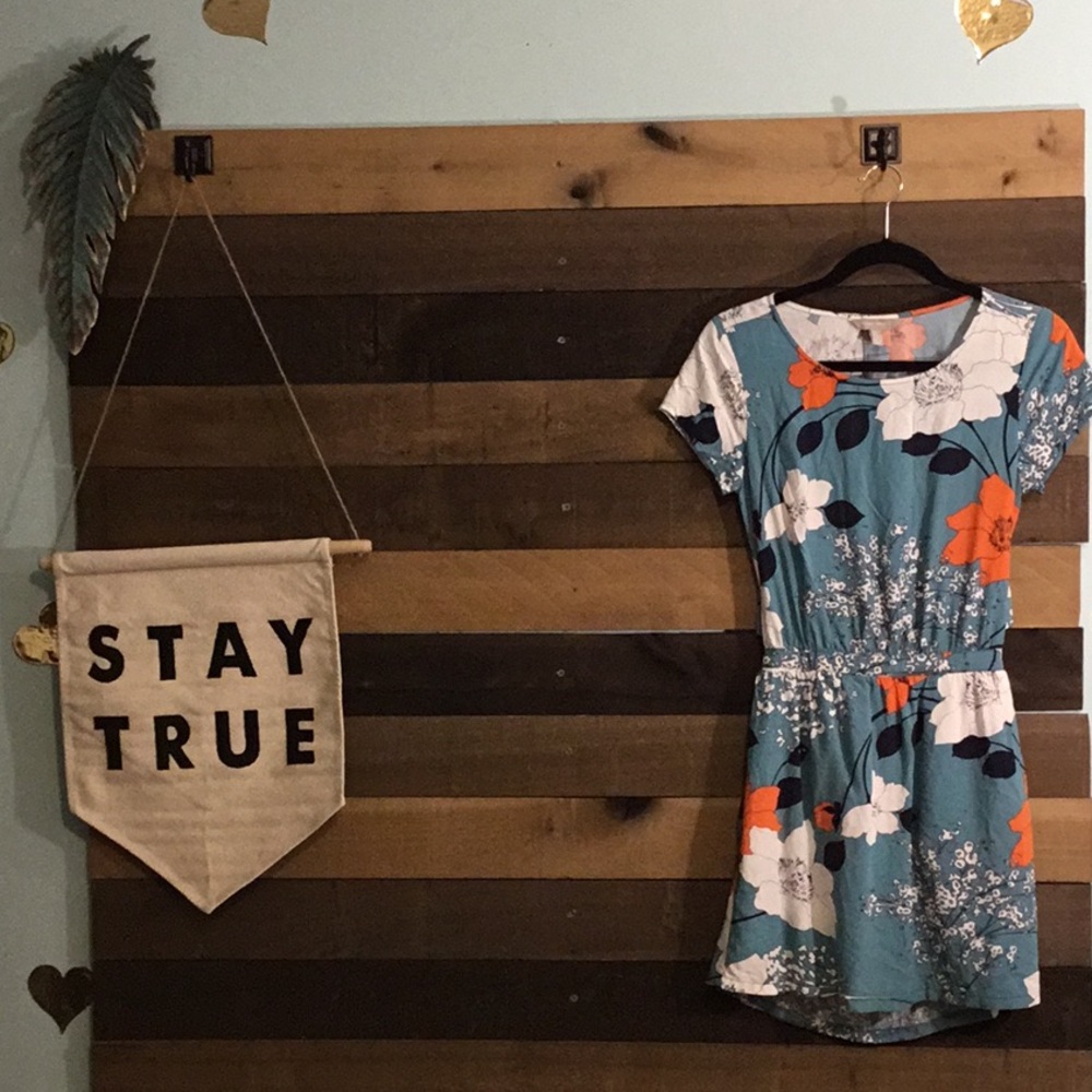 Banana Republic dress with back cut out